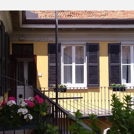 Beautiful Bohemian In Center Conditioned Air Como