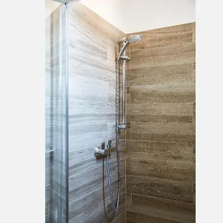 Beautiful Bohemian In Center Conditioned Air Como
